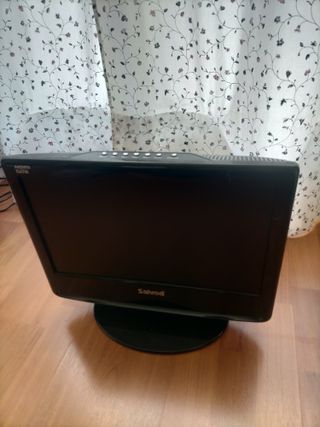 Televisión con HDMI y VGA