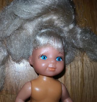 3 Barbie Shelly + complementos