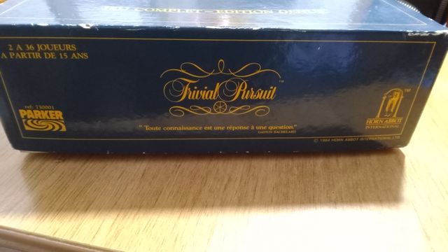 Trivial , edición genus