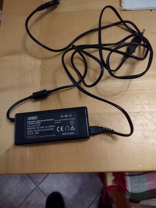 Caricabatterie PC universale 