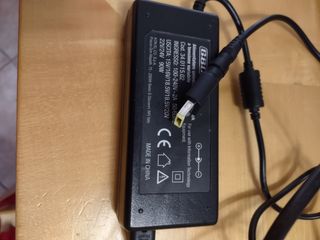 Caricabatterie PC universale 
