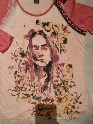  Camiseta Custo