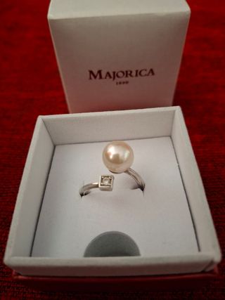 Anillo Majorica . Talla 15. 
