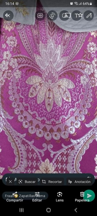 Falda alicantina color magenta con plata y dorado 