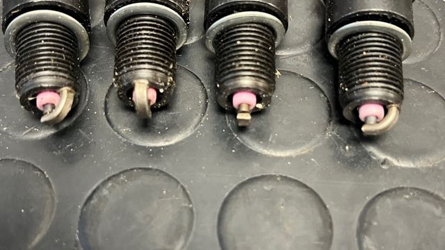 4 car spark plugs Lodge 2HLN 2HLNY Alfa Rome