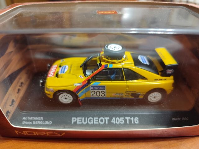 Peugeot 405 T16 Dakar marca Norev