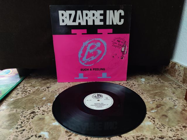 Vinilo Bizarre Inc