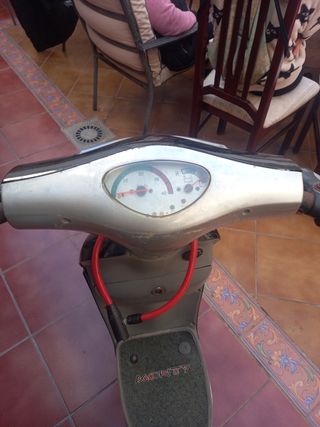 Bicicleta  eléctrica  monty