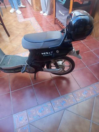 Bicicleta  eléctrica  monty