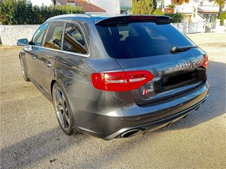 Audi RS4 2013