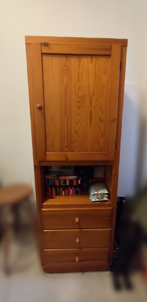 Armario con cajones madera