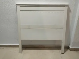 Cabecero de madera blanco
