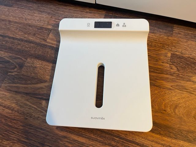 Bascula para bebés y adultos SUAVINEX