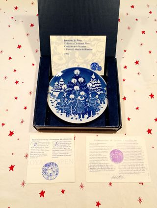 Piatto di Natale dei bambini Royal Copenhagen,1998