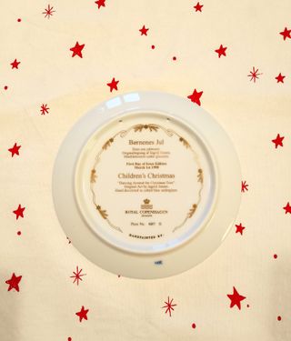 Piatto di Natale dei bambini Royal Copenhagen,1998