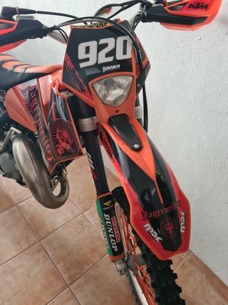 Moto enduro ktm 125 exc 