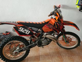 Moto enduro ktm 125 exc 