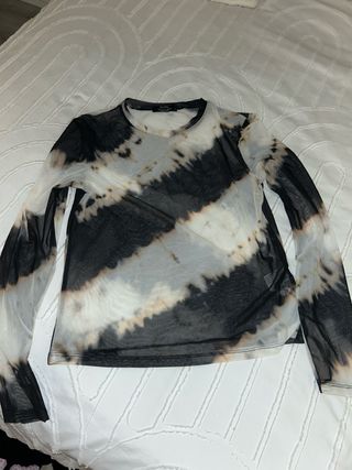 CAMISETA TRANSPARENTE BERSHKA
