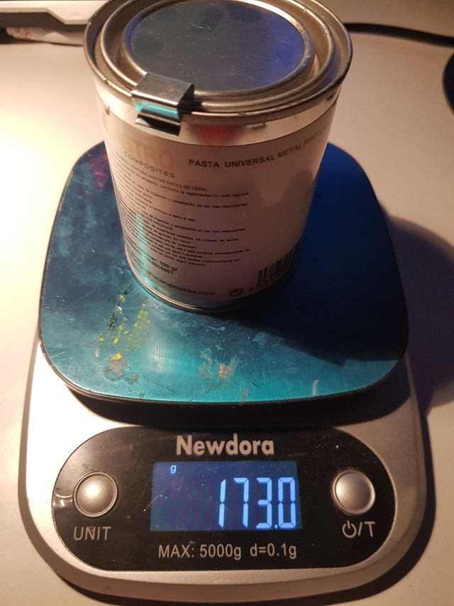 Pasta universal color gris metalizado 