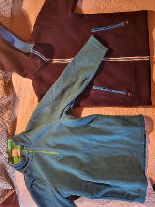 Ropa nieve y montaña, manoplas, casco esqui 6 años