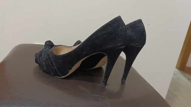 Zapatos de ante de tacón 