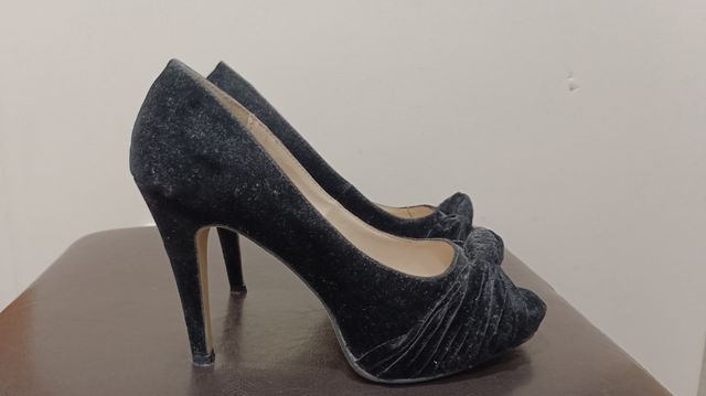 Zapatos de ante de tacón 