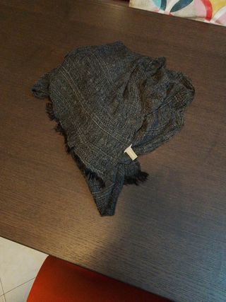 Sciarpa uomo grigio con venature bianco.uomo.