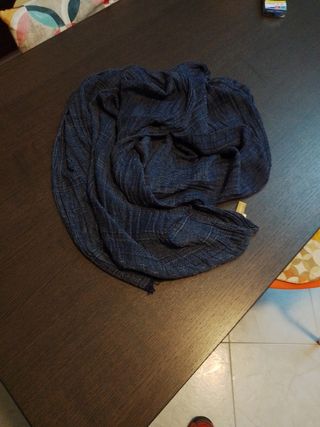 Sciarpa uomo grigio con venature bianco.uomo.