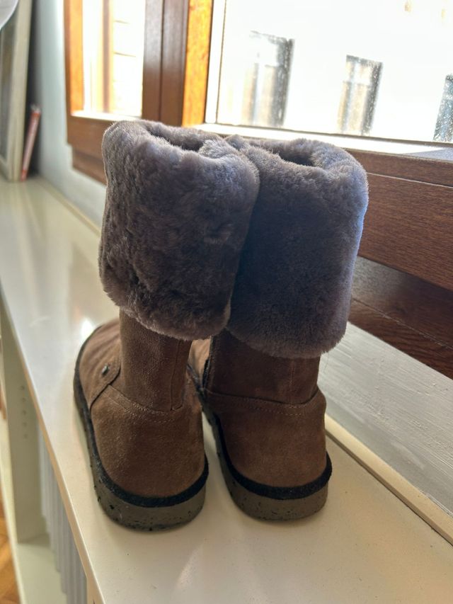 Botas de piel vuelta niña 35