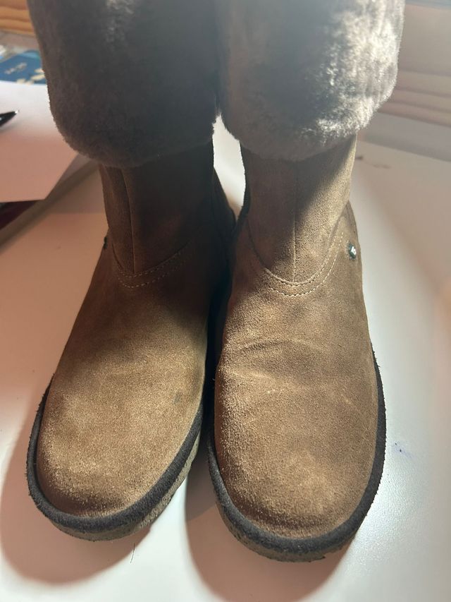 Botas de piel vuelta niña 35