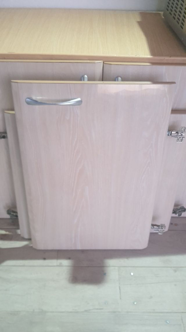 Muebles cocina, hornilla y puertas sueltas