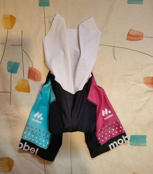 Traje ciclismo mujer