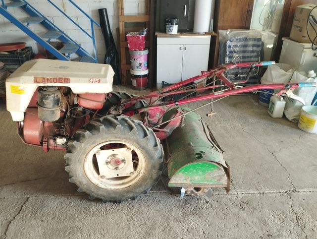 Mula mecánica LANDER 14 cv