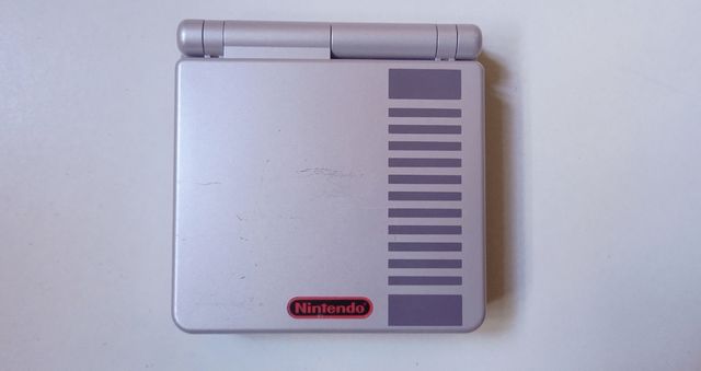 Console Nintendo Game Boy Advance