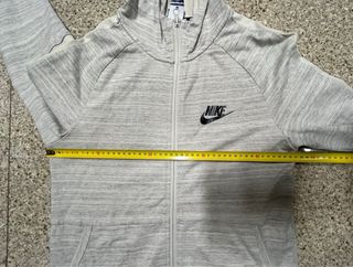 Sudadera con cremallera Nike talla S