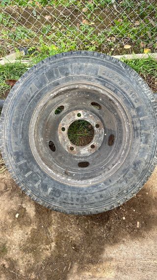 Rueda 215/75 16 C Camion