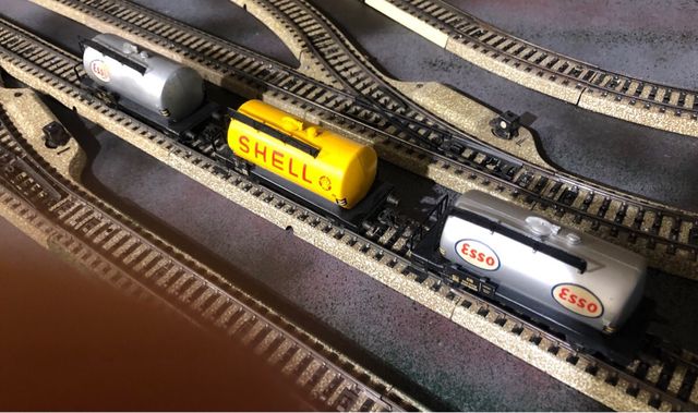 MARKLIN VAGONI CISTERNA ESSO E SHELL