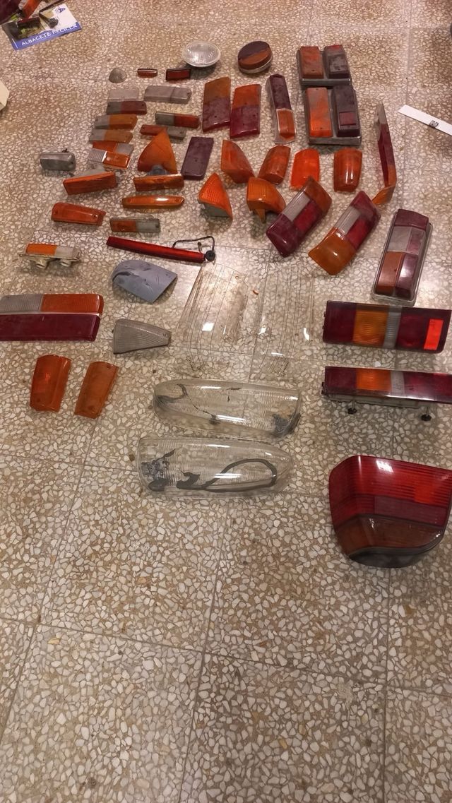 Repuestos coches clásicos