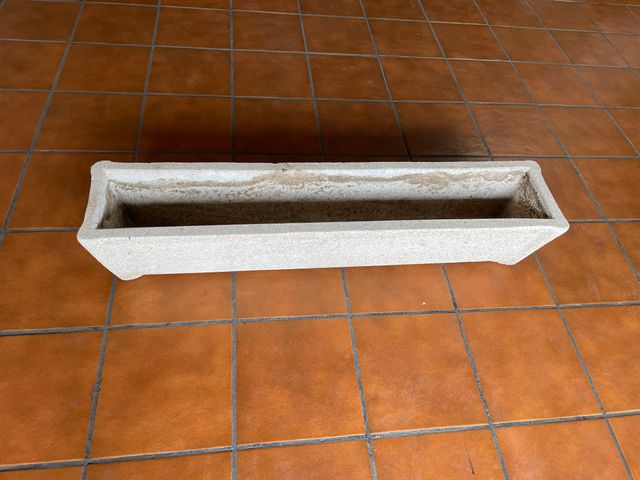 Jardineras piedra lavada exterior