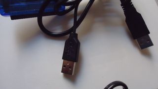 Delock Convertidor USB 2.0 a SATA / IDE