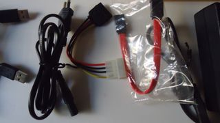 Delock Convertidor USB 2.0 a SATA / IDE