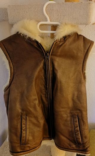 CHALECO CUERO 