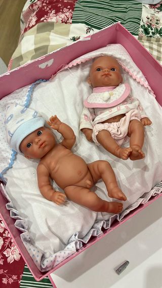 Muñecas antonio juan