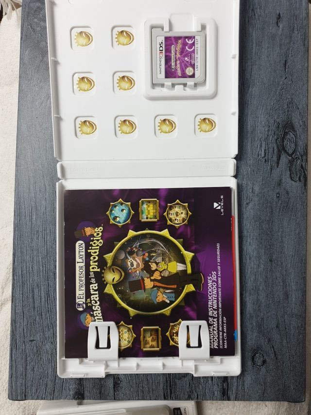 El profesor Layton y la mascara de los p