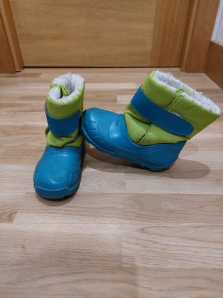 Botas talla 26-27 dechatlon 