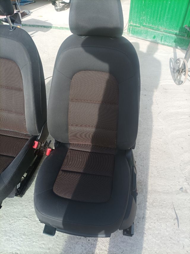 Asientos Audi B8