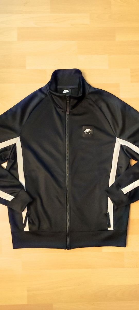 *NUEVA* Chaqueta Nike Air