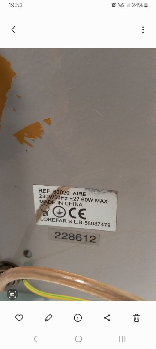 Lampara de cristal de pared. REBAJO 8€