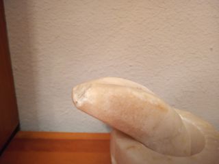 Antiguo mortero de mármol o abalastro 