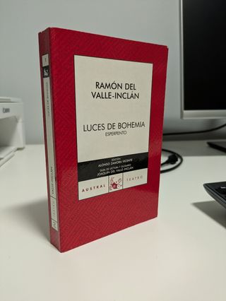 Luces de Bohemia (Spanish Edition)